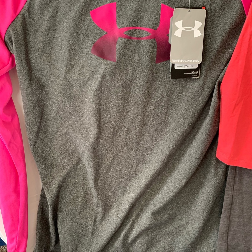 Under armor- 2 shirts youth girls xxl